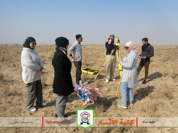 طلبة كلية الآثار يشاركون في أعمالٍ تنقيبة في (تـــل الرماحية ) بمدينة الديوانية .